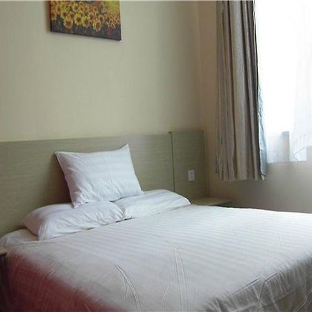 Hanting Express Sanya The First Market Branch Hotel Esterno foto
