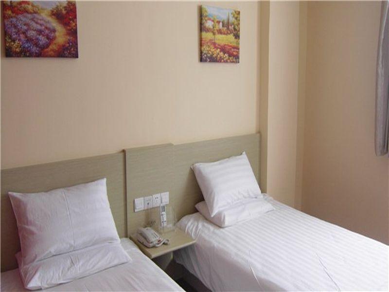 Hanting Express Sanya The First Market Branch Hotel Esterno foto