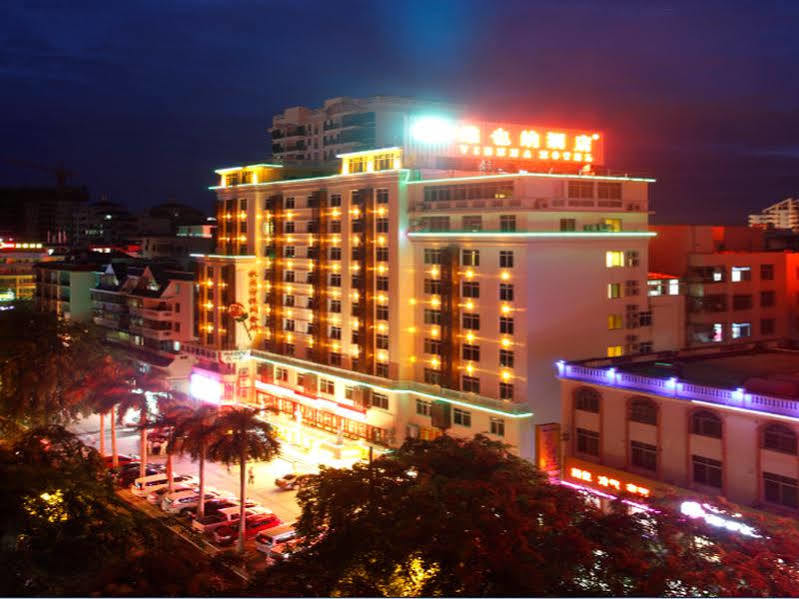Hanting Express Sanya The First Market Branch Hotel Esterno foto